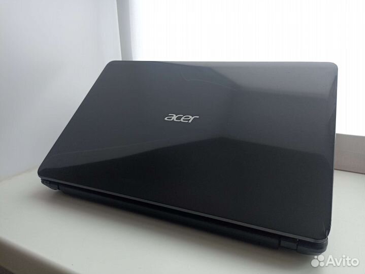 Игровой ноутбук Acer i7 3632QM/8Gb/GT710M