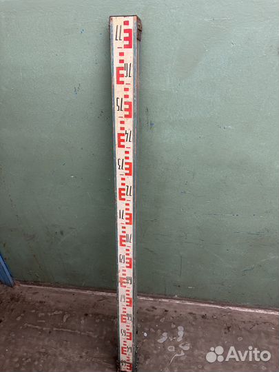 Рейка геодезическая