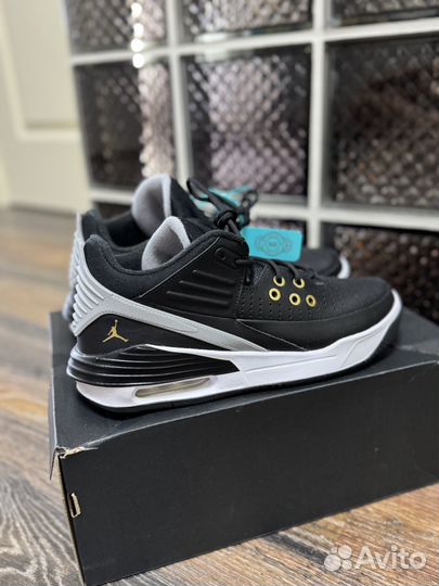 Кроссовки jordan max aura 5