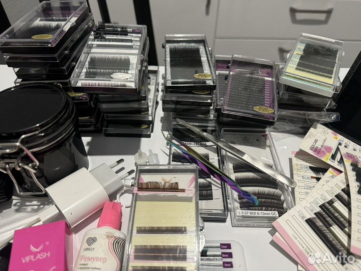 Для наращивания ресниц все необходимое