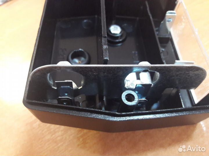 Задний стоп сигнал 11882270 Volvo BL 61/71