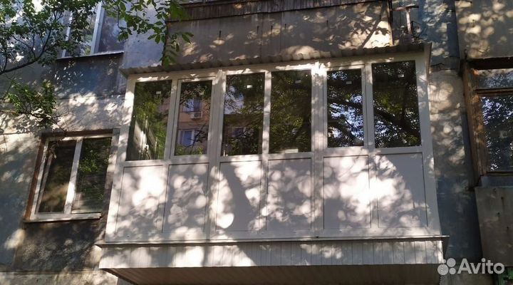 Остекление балкона и установка пластиковых окон