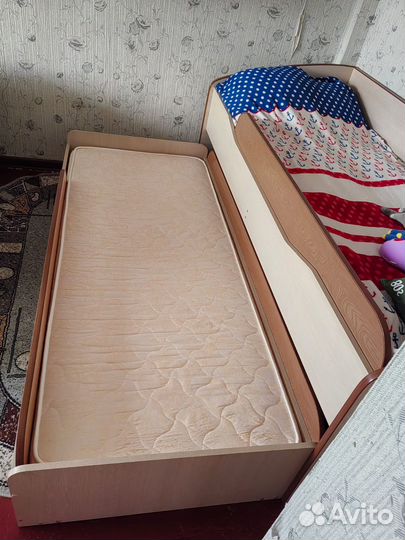 Двухъярусная кровать выдвижная