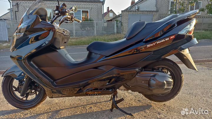 Suzuki skywave