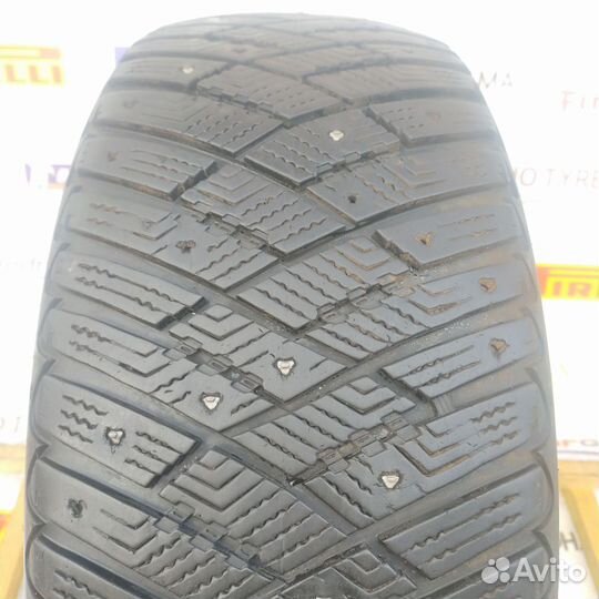 Goodyear Ultragrip Ice Arctic 205/55 R16