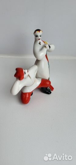 Статуэтка девушки И красноармейца, гопак, пзхк пер