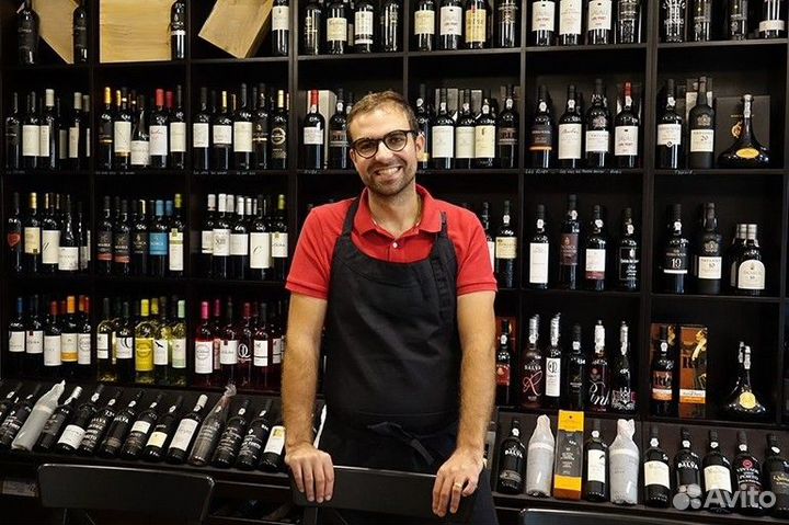 Младший продавец- кассир в магазин алкоголя