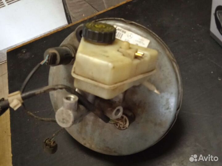 Усилитель тормозов Mercedes Benz W202 С208 R170