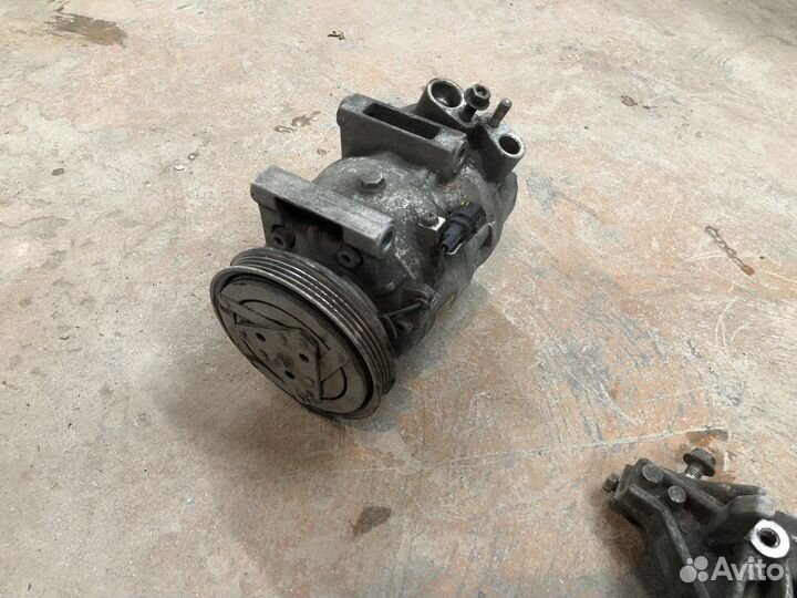 Компрессор кондиционера nissan cedric gloria my 34