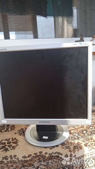 Монитор для компьютера бу