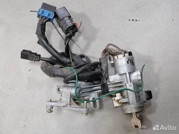 Замок зажигания Mitsubishi Mirage 1991