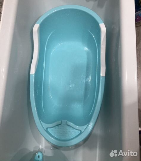 Ванночка для купания новорожденного