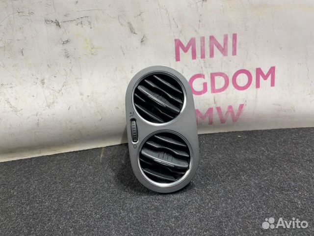 Дефлектор обдува салона передний правый Volkswagen