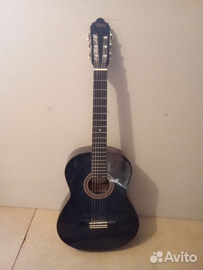 Гитара классическая