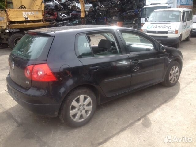 Разбор на запчасти Volkswagen Golf 5 2003-2009