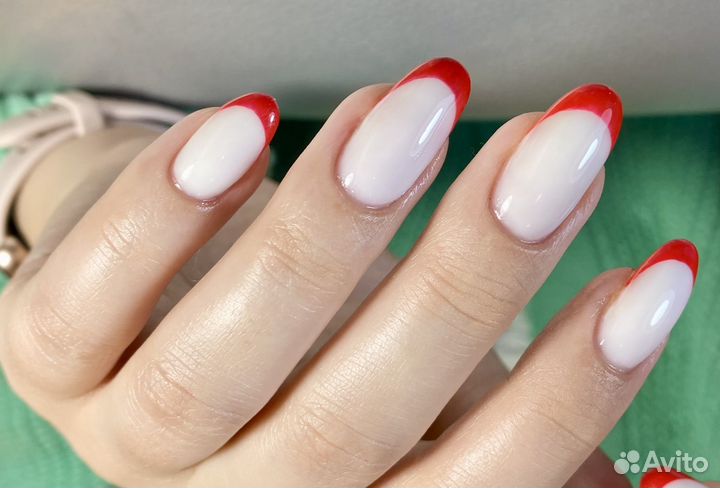 Мастер маникюра и педикюра