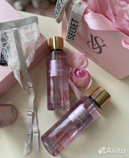 Victoria secret body mist Velvet petals