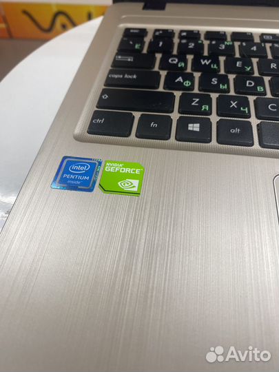 Asus 15.6 Pentium n4200 4gb nvidia gt920mx