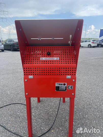 Этикетировщик на горячем клее