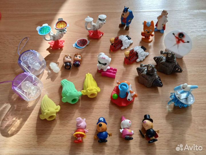 Игрушки Киндер - разные серии