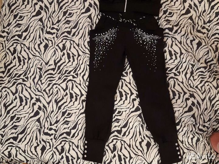 Спортивный костюм для девочки. Стиль 