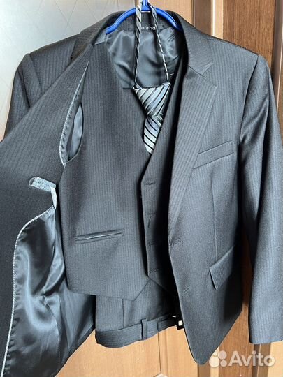 Школьный костюм 128-134