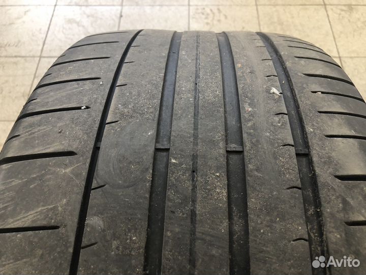 Pirelli P Zero 275/45 R21 и 315/40 R21 111Y