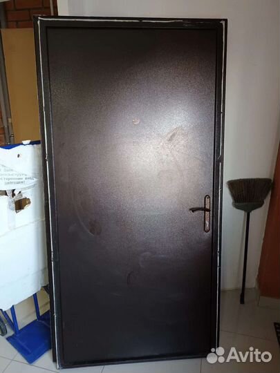 Входная дверь