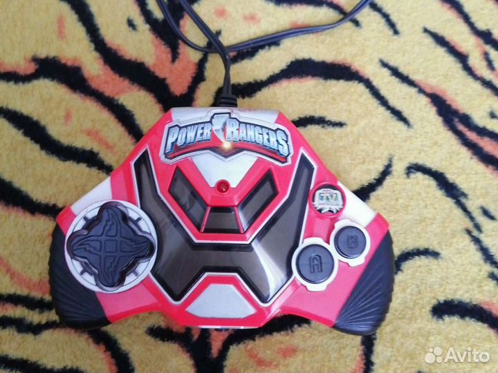 Мини игравая приставка