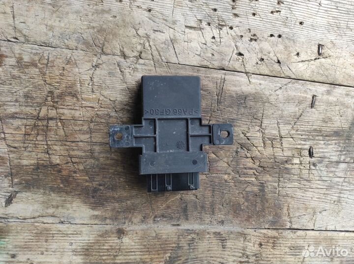 Блок управления вентилятором Пежо 206 /Peugeot 206