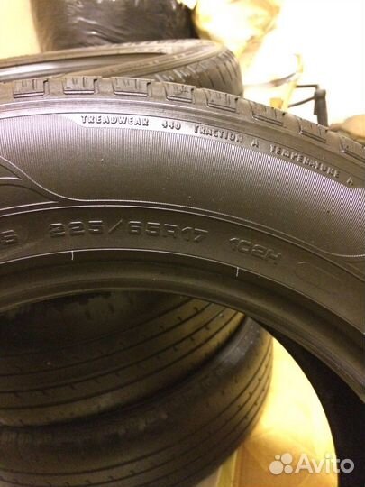 Goodyear EfficientGrip 225/65 R17 102H