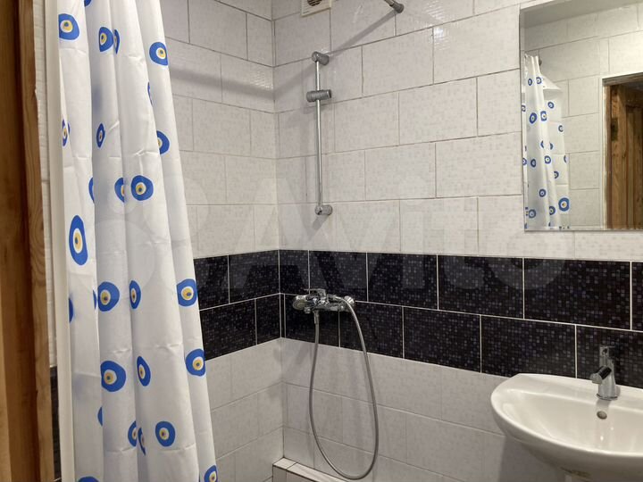 Комната 20 м² в 3-к., 1/5 эт.