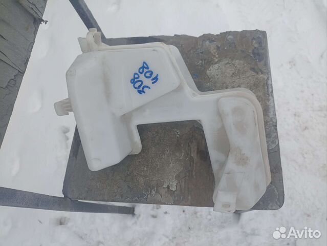 Бачок омывателя лобового стекла Peugeot 308 07-15г