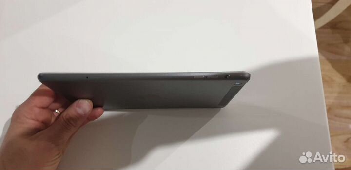 iPad mini 16 gb cellular с сим картой