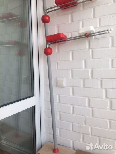 Угловая полка для ванной