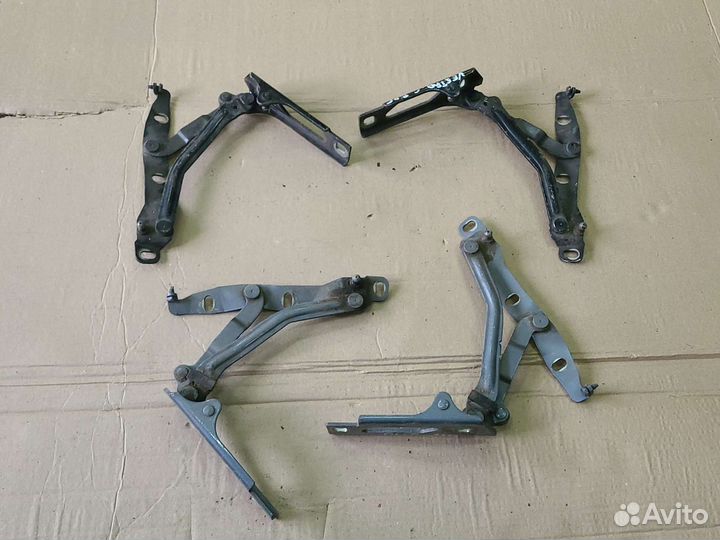 Петли багажника Opel Vectra C 2002-2008