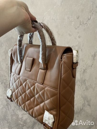 Сумка женская новая charles keith