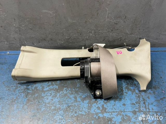 Ремень передний левый Ford Explorer 4 U251