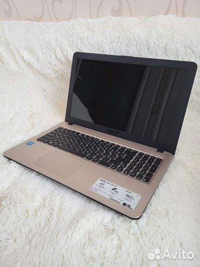 Ноутбук Asus X540S 4GB