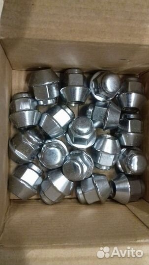 Гайка колеса Lifan 183C1226T13F6