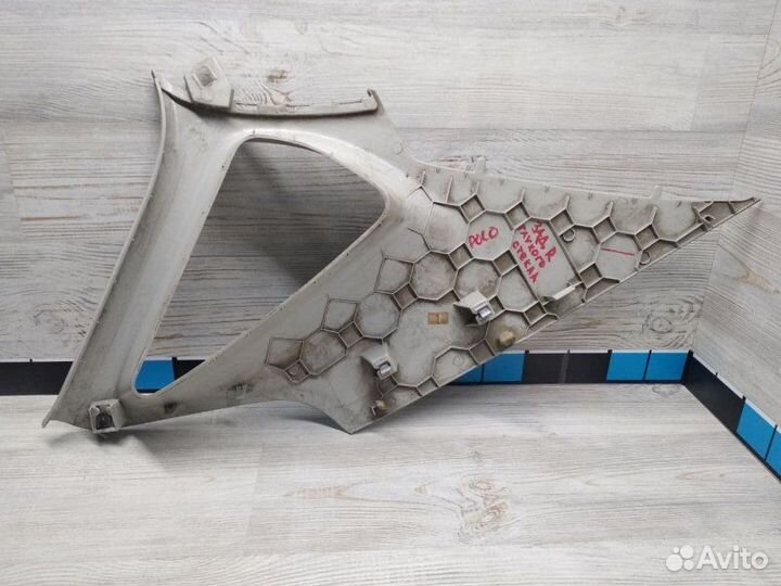 Обшивка стойки задняя правая Volkswagen Polo (SED