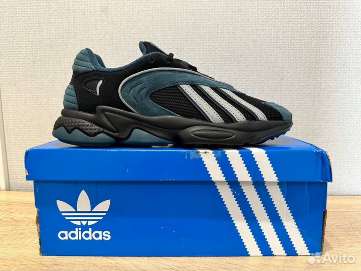 Кроссовки Adidas Originals Oztral IE2179