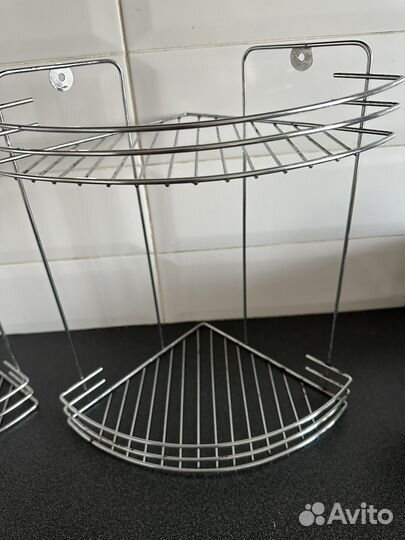 Полка в ванную угловая - 2 шт есть