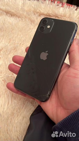 iPhone 11, 64 ГБ