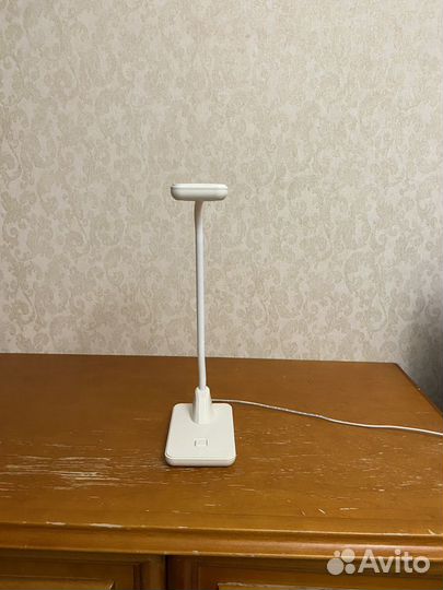 Лампа настольная