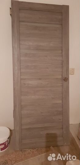 Межкомнатные дверные полотна бу 2 штуки 70 и 80 см