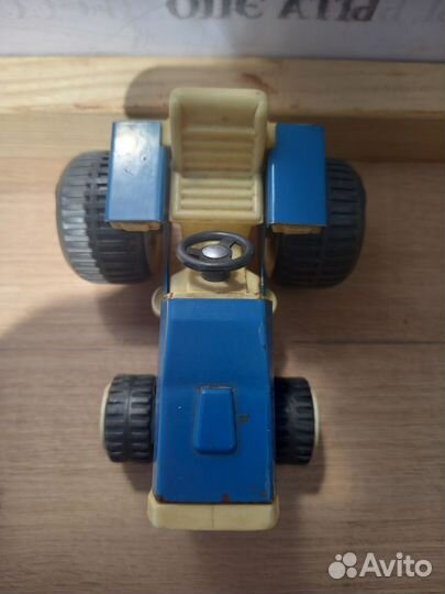 Модель трактора СССР