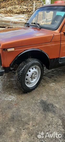 LADA 4x4 (Нива) 1.7 МТ, 1997, 150 000 км