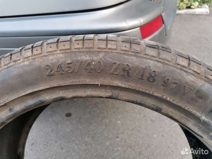 Pirelli Winter Asimmetrico 245/40 R18