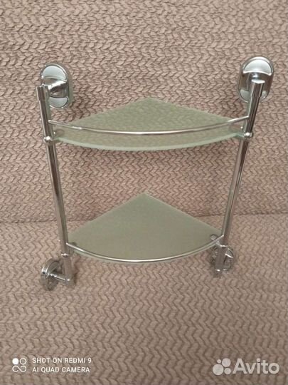 Стеклянная угловая полка